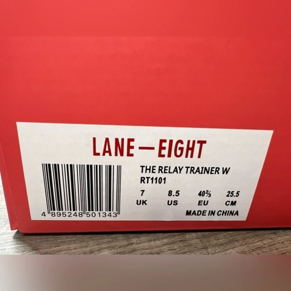 Lane Eight women’s Relay Trainer running shoe sneakers white size 8.5 &‎ 9.5